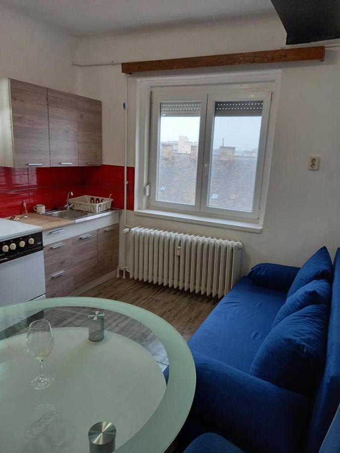 Aha Apartment Debrecen Luaran gambar