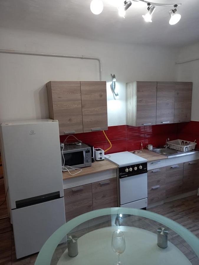 Aha Apartment Debrecen Luaran gambar