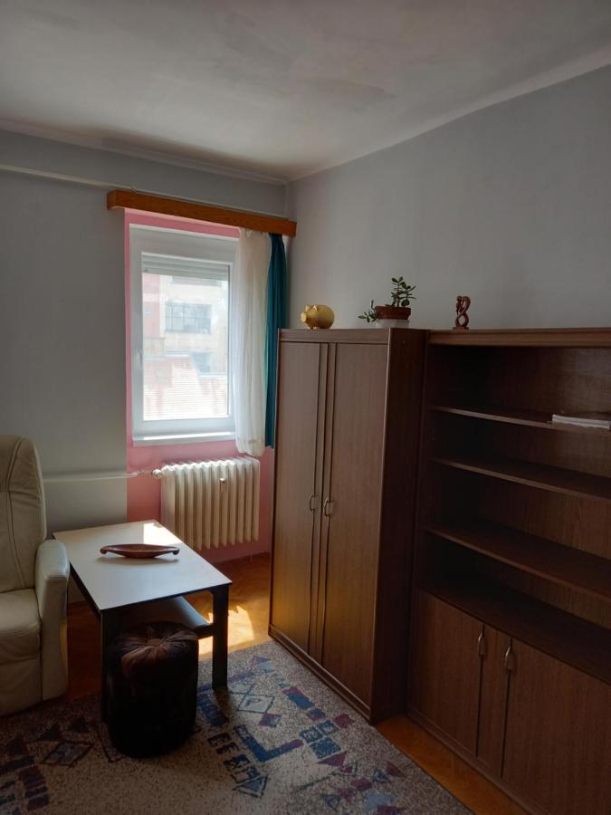Aha Apartment Debrecen Luaran gambar